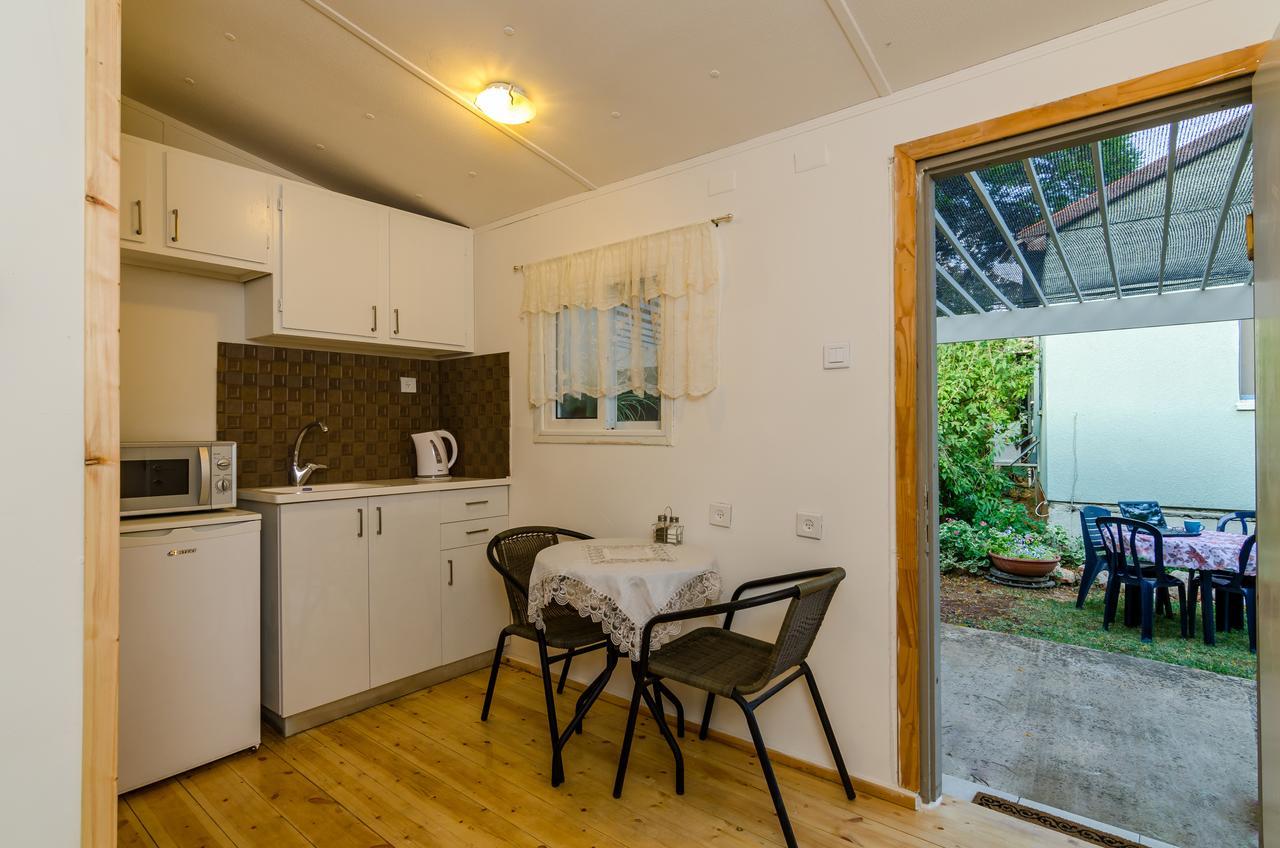 Orna'S Corner Bed & Breakfast Yuval ภายนอก รูปภาพ