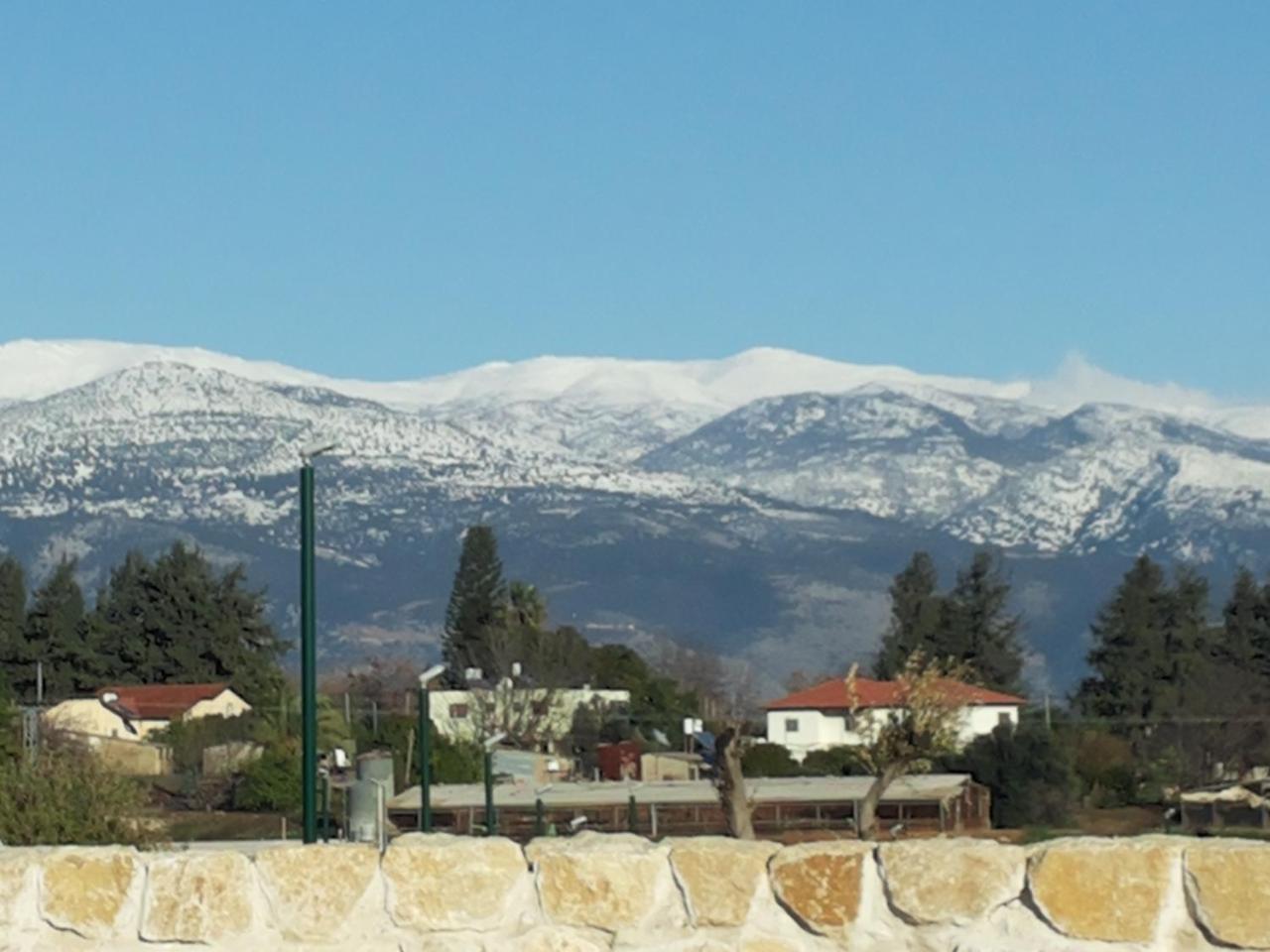 Orna'S Corner Bed & Breakfast Yuval ภายนอก รูปภาพ